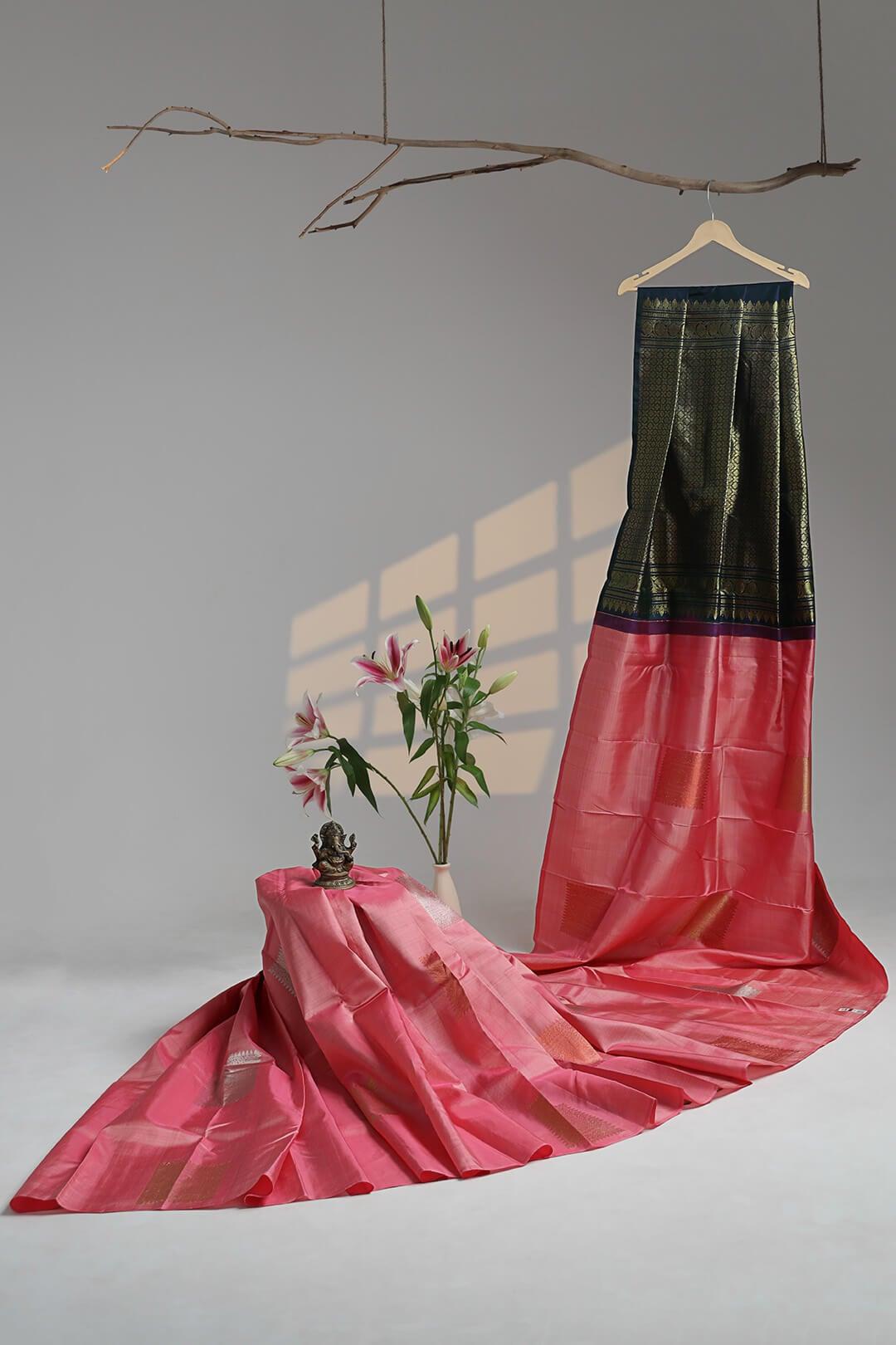 Arani Pure Silk Handloom Saree in Pink and Blue Green Dualtone Pallu view 2 - Pink and Navy Blue Arani saree