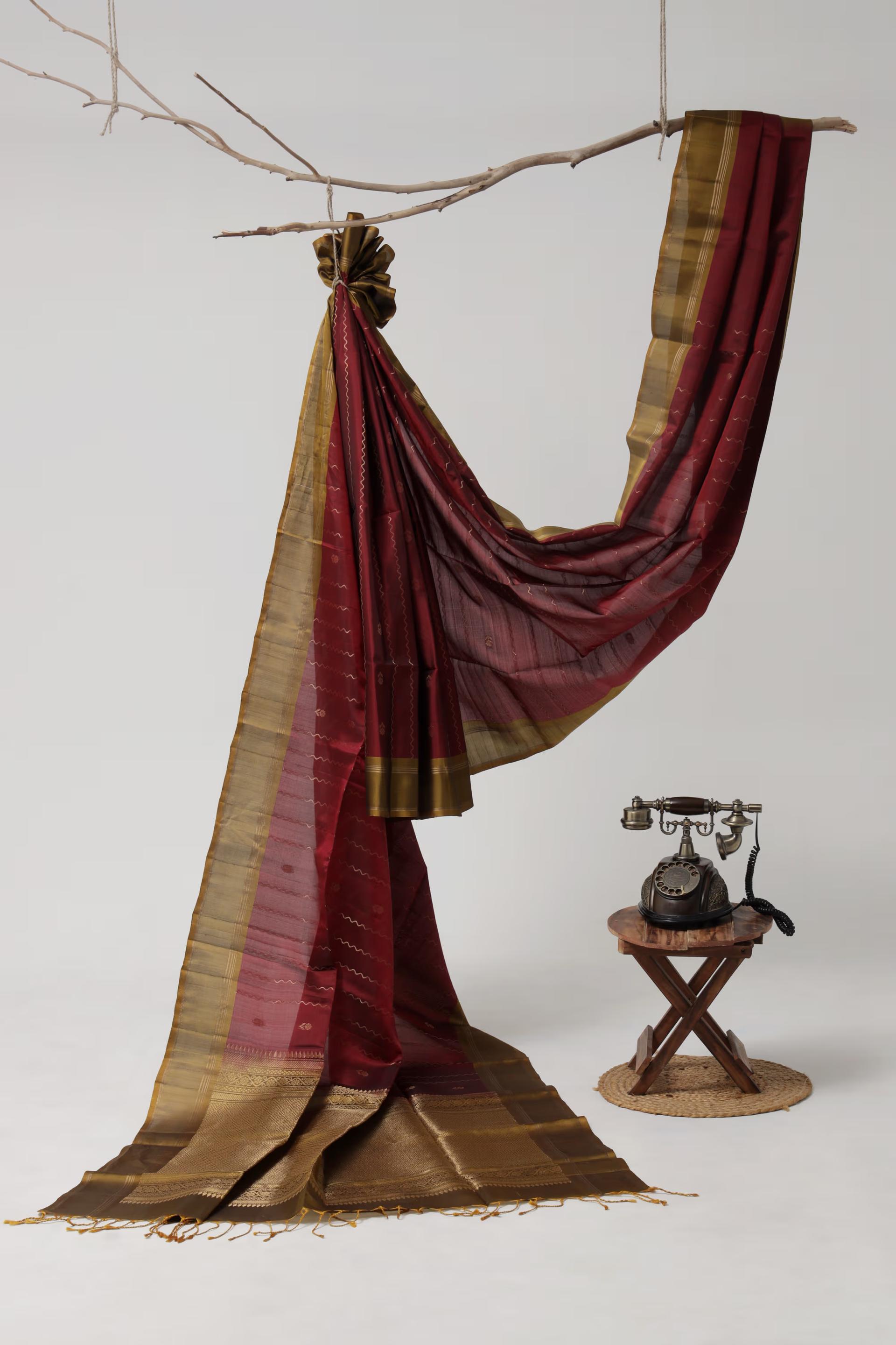 Handloom Maheshwari silk saree in Maroon and rustic gold 2 - Maroon and rustic gold Maheshwari silk saree