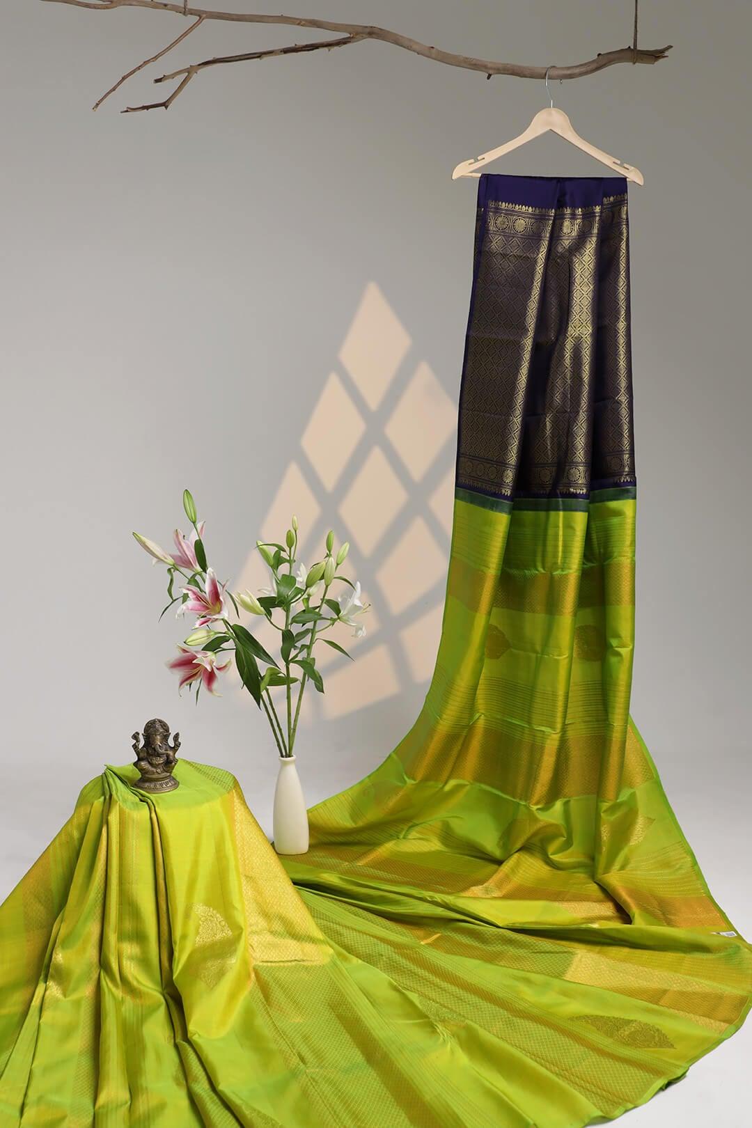 Arani Pure Silk Handloom Saree in Parrot Green and Navy Blue Zari Pallu 3 - Parrot Green and Navy Blue Arani saree