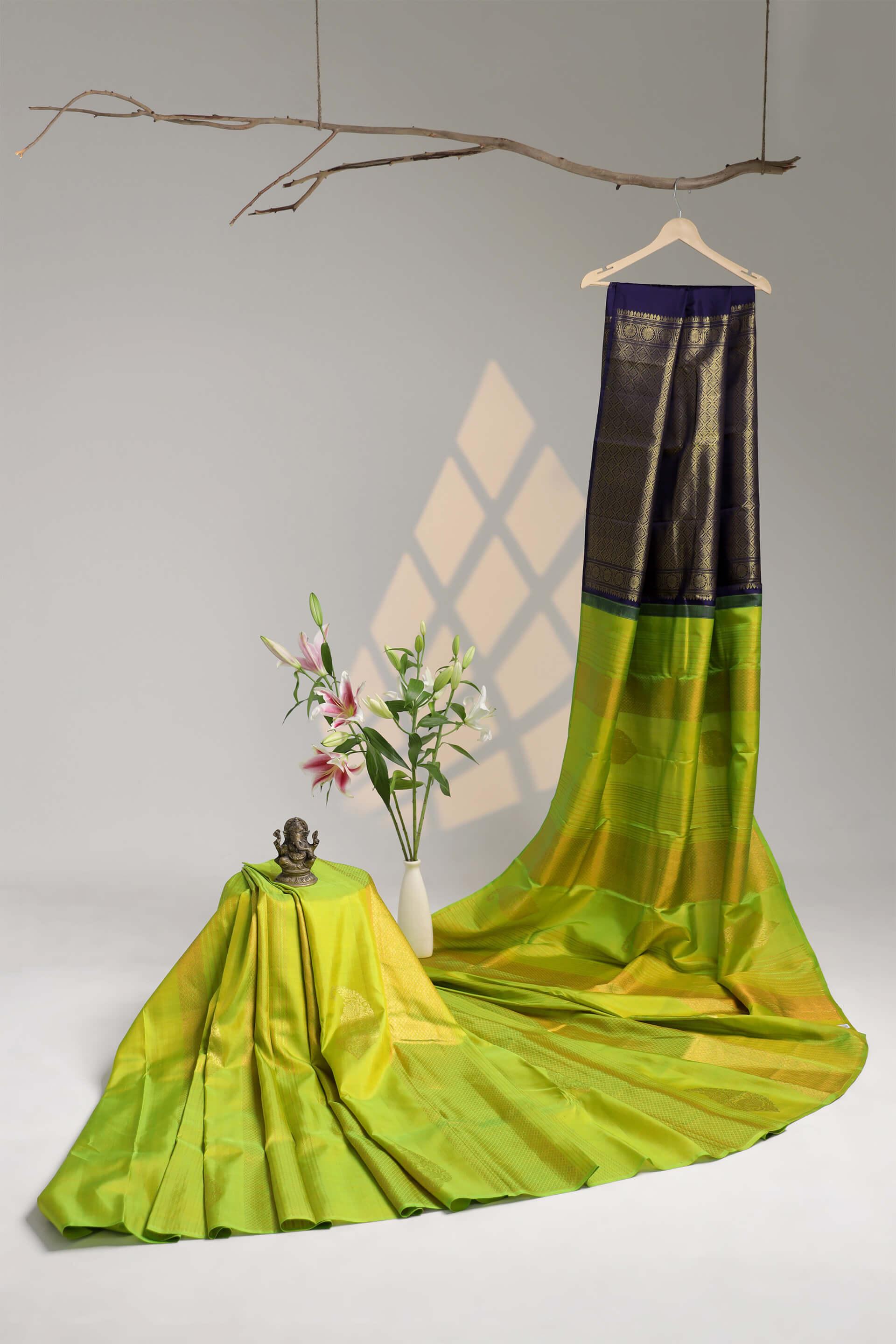 Arani Pure Silk Handloom Saree in Parrot Green and Navy Blue Zari Pallu 2 - Parrot Green and Navy Blue Arani saree