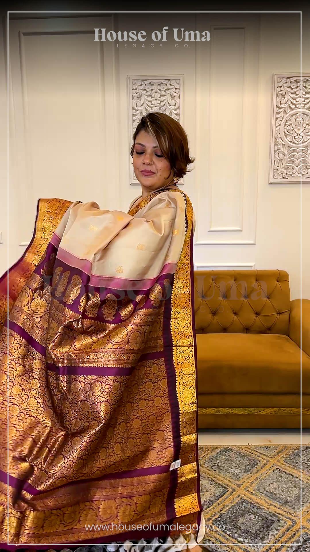 Handloom Pure Silk Gadwal in Chandan and Jamun view 2 - Chandan and Jamun Pure silk Gadwal saree