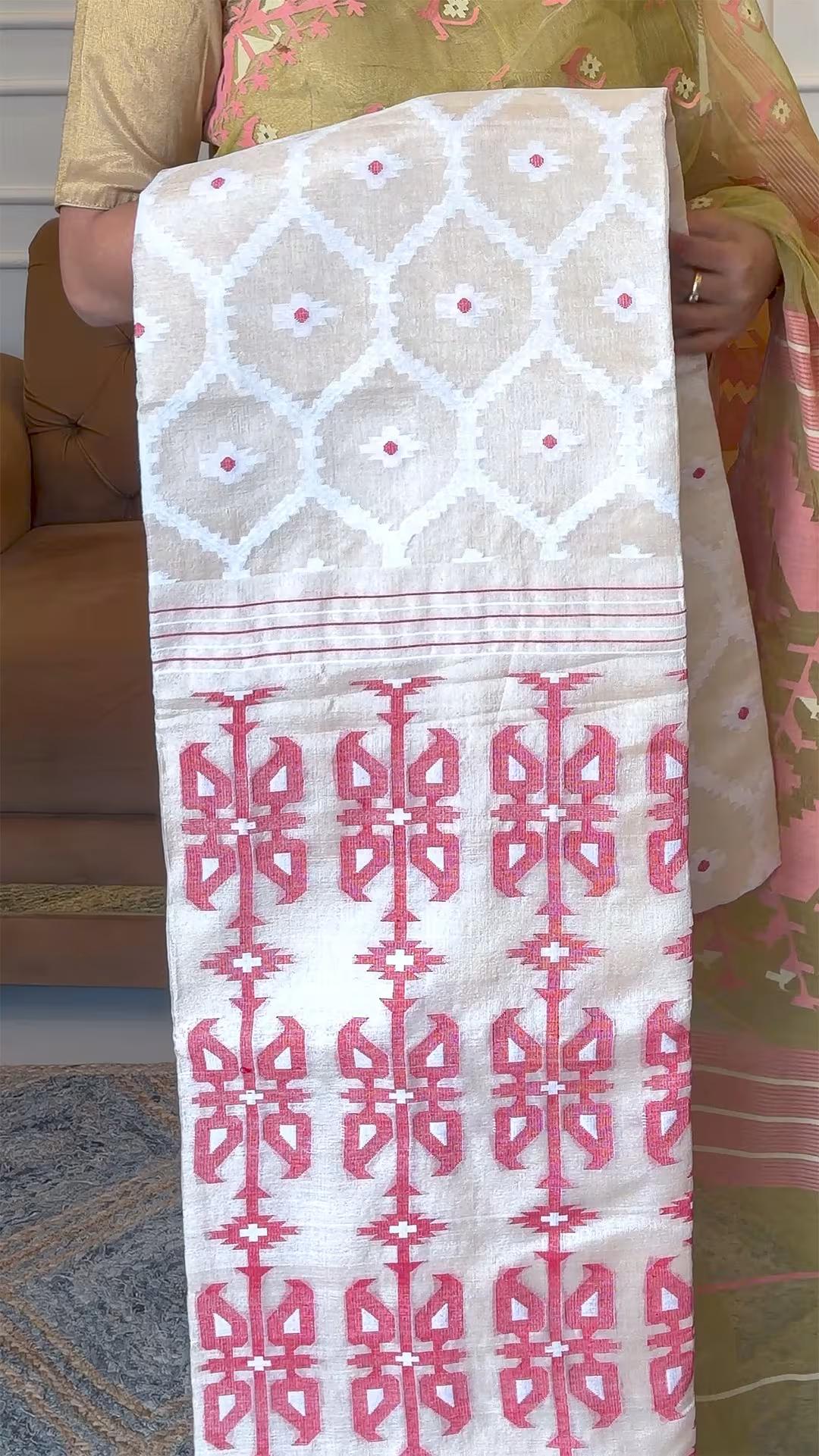 Handloom Pure Tussar Silk Jamdani in Golden Beige & Red - Yarn Dyed Saree 4 - Golden Beige & Red Tussar saree